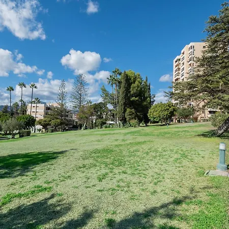 Apartamento Newly Renovated Sunlit 3bdrm With Stunning Views *
