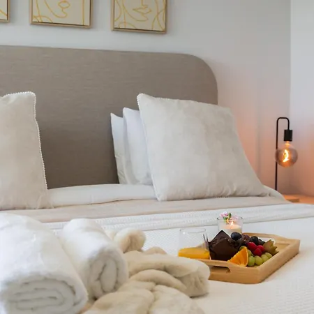 Newly Renovated Sunlit 3bdrm With Stunning Views Apartamento Marbella